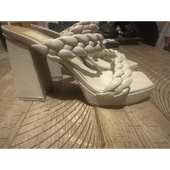 Dolce Vita Cream Hardey Braided Woven Slip-On Sandals Shoes Size Women’s Sz 7.5 - Picture 4 of 8